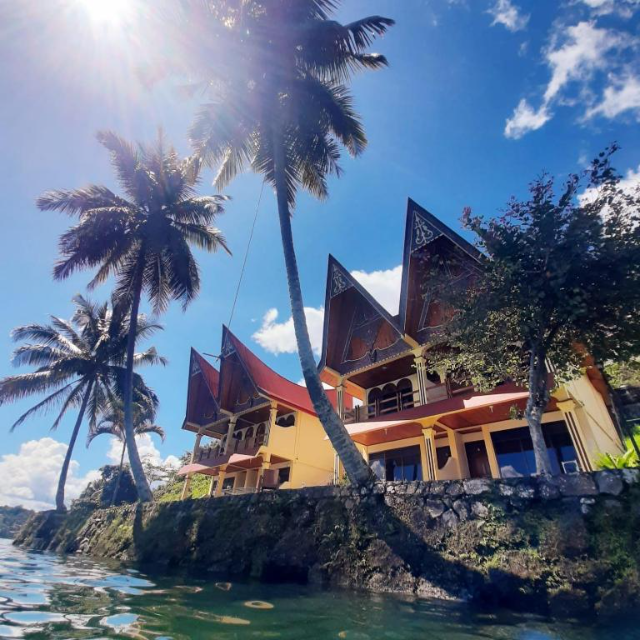 6 Hotel yang Cocok Jadi Penginapan di Danau Toba
